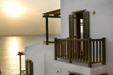 7 επιπλωμένες διώροφες κατοικίες προς ενοικίαση σε συγκρότημα στο Γιαλισκάρι Kέας