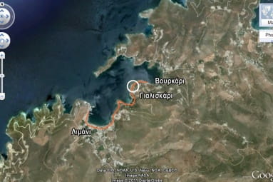 7 επιπλωμένες διώροφες κατοικίες προς ενοικίαση σε συγκρότημα στο Γιαλισκάρι Kέας